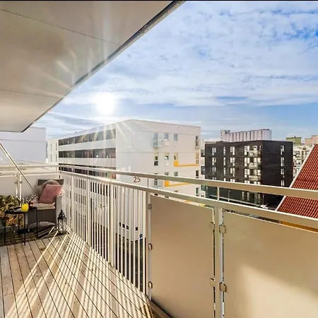Modern Near The Sea In Apartamento