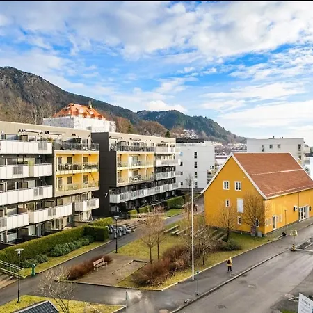 Modern Near The Sea In Apartamento